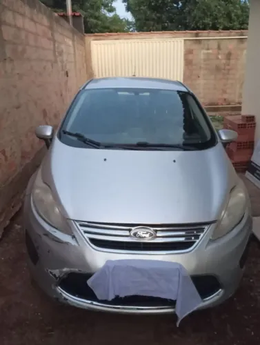 Ford Fiesta SE 1.6 16V Flex 5P 2011