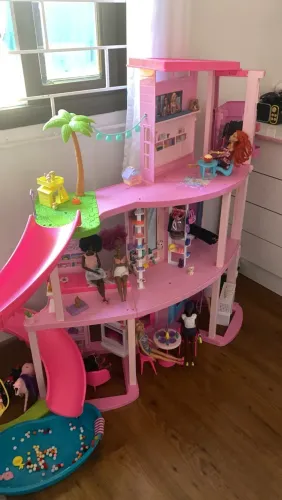 Casa da Barbie Dreamhouse