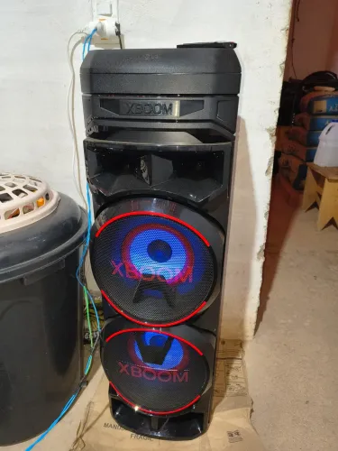 Caixa Torre LG XBOOM