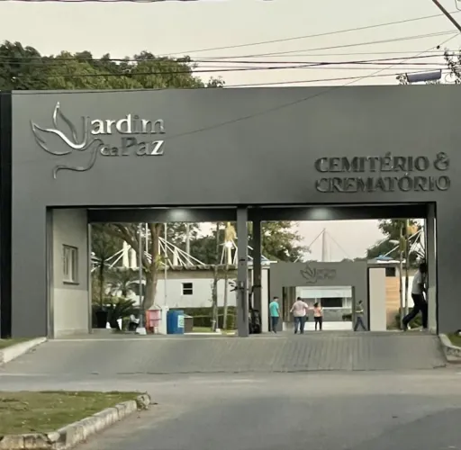 Jazigo Cemitério Jardim da Paz - Civit (Serra)