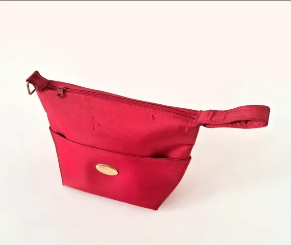 NECESSARIE CRISTIAN DIOR