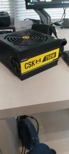 Fonte Antec 750 watts CSK 80 Plus Bronze