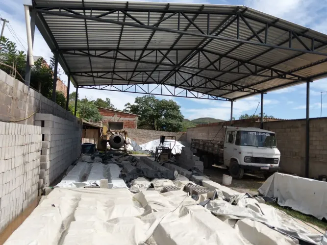 Alugo Galpão direto com proprietário 