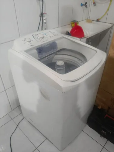 Máquina de Lavar 13Kg Electrolux