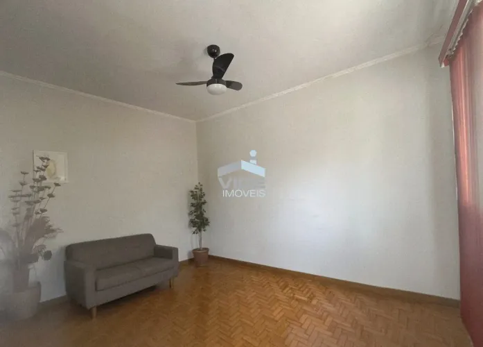 Casa à venda na Vila Industrial, Campinas-SP! Conforto e praticidade em 146,65 m² com 2 qu
