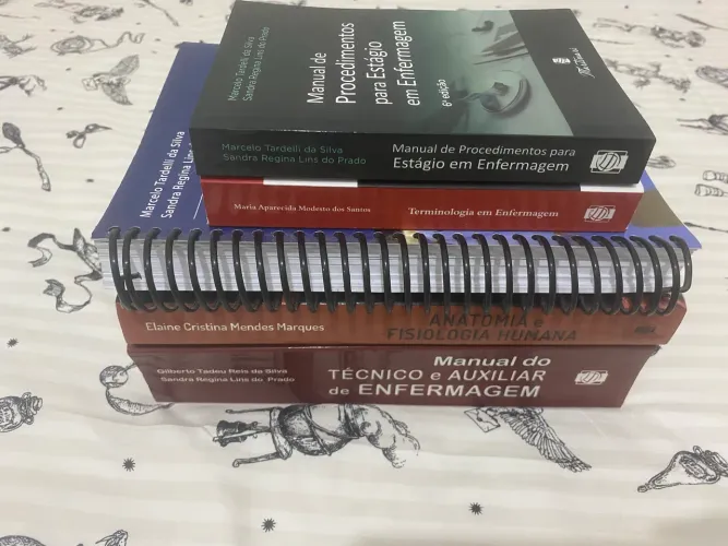 Kit livros de enfermagem
