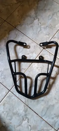 Vende-se 100 novo 