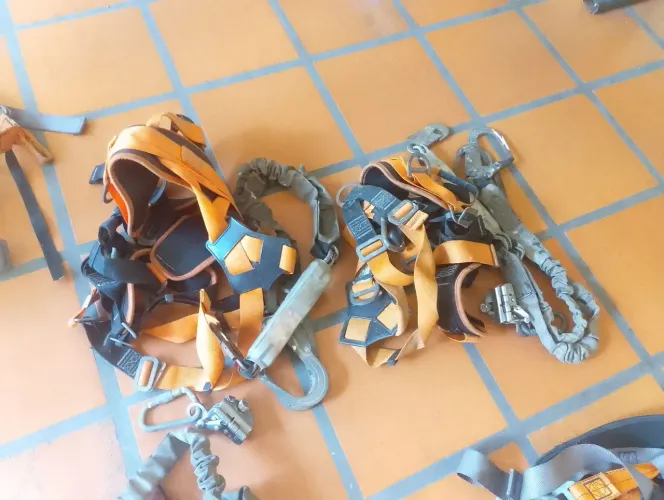 Cinto segurança com talabarte  