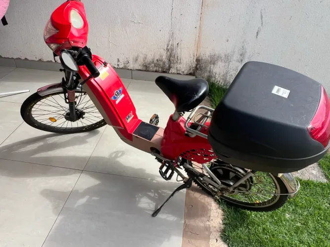 VENDO Bicicleta Elétrica Sousa 48V + Bateria Ótima (Dura 3h) + Pneu e Câmara Novos