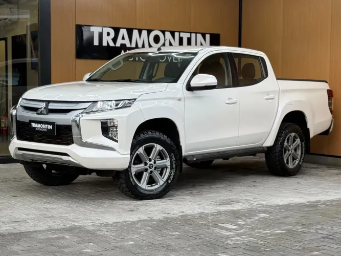Mitsubishi L200 Triton Sport GLS 2.4 CD Diesel Aut. 2023