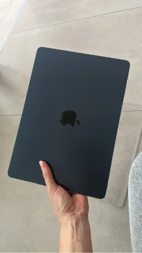 MacBook Air m3 