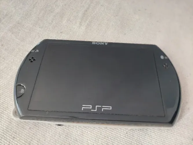PSP Go