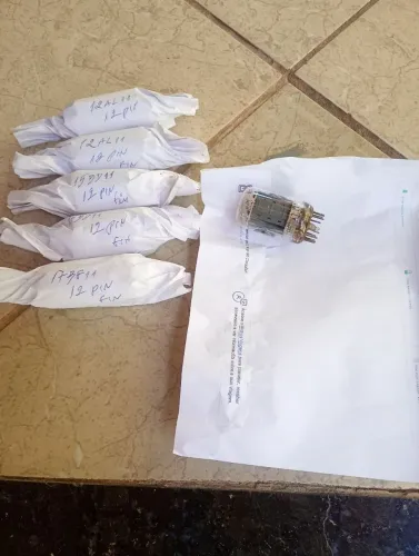 Lote de 6 válvulas eletrônicas