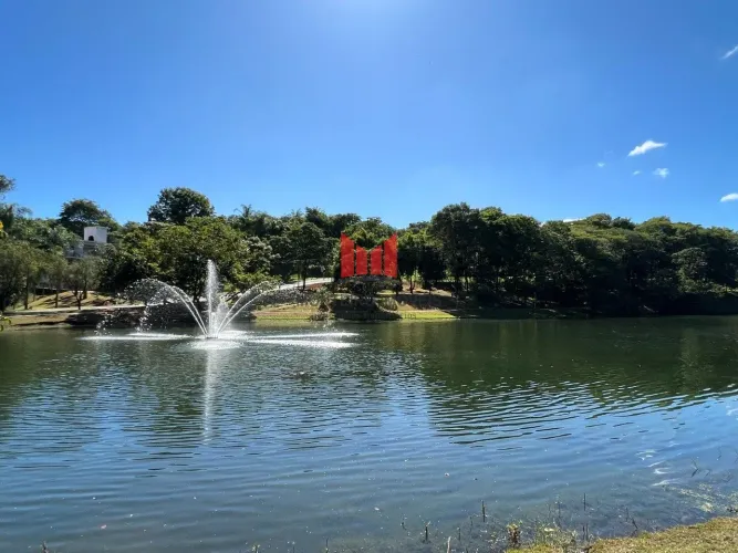 Sensacional Terreno para Venda localizado no Bairro Condados Da Lagoa. Conta com 1.395m² d