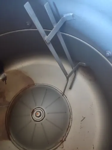 VENDO UMA betoneira 400 litros CSM 220WLTS SIMA NOVA POUCO USO