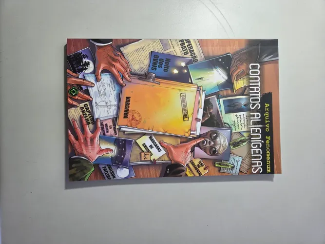 Livro Ilustrado Arquivo Fenomenum Contatos Alienigenas