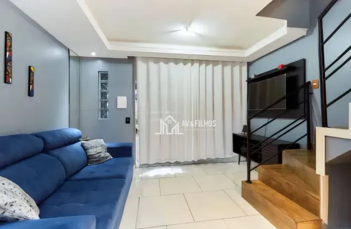 Casa com 3 dormitórios para alugar por R$ 3.800,00/mês - Cidade Industrial - Curitiba/PR