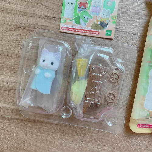 Sylvanian Families - Gato Latte Explorador