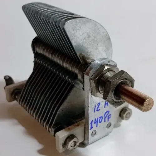 Capacitor Variável alumínio 12 a 140 pF