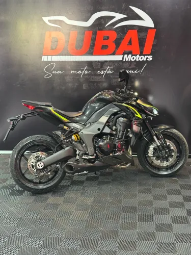 Kawasaki Z1000 R editon