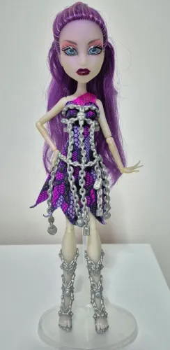 Monster High Spectra Haunted