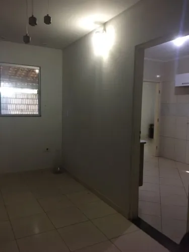 Alugo casa no Bairro Oliveira 2, região do União.