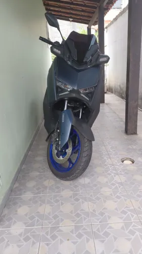 Vendo Yamaha xmax Connect ano 2025