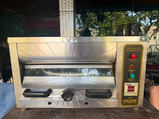 Forno vulcão automático