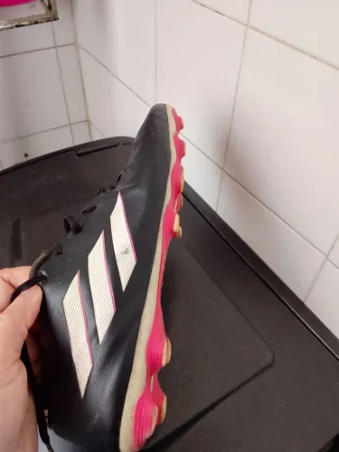 chuteira Adidas copa usada
