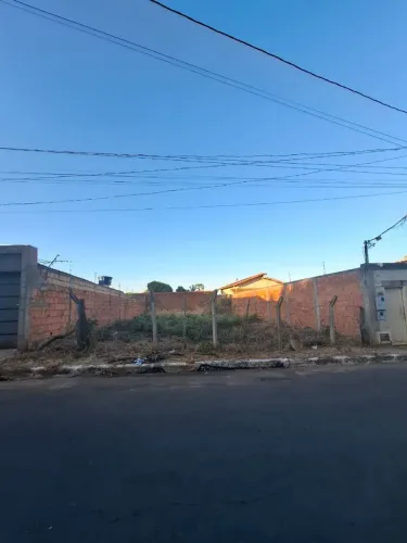 Vende-se lote