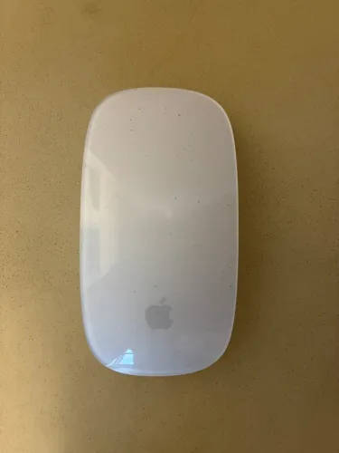 Apple Magic Mouse com defeito