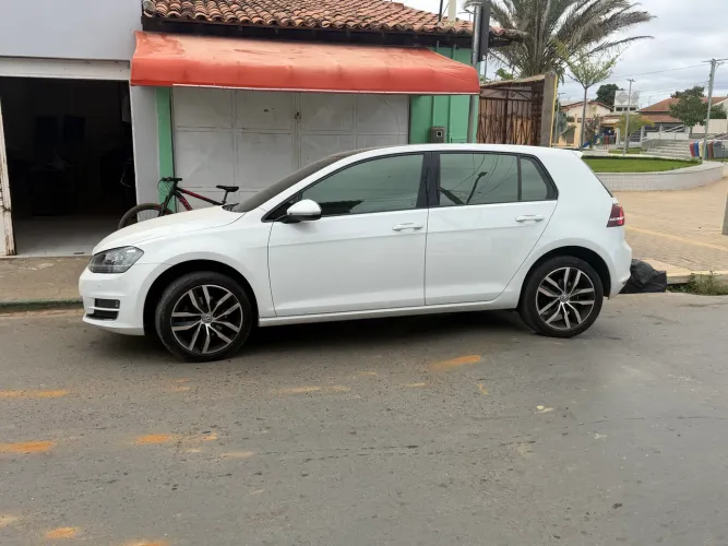 Volkswagen Golf Highline 1.4 TSI 140cv Aut. 2015