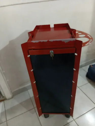 CARRINHO AUXILAR DE CABELEIREIRO