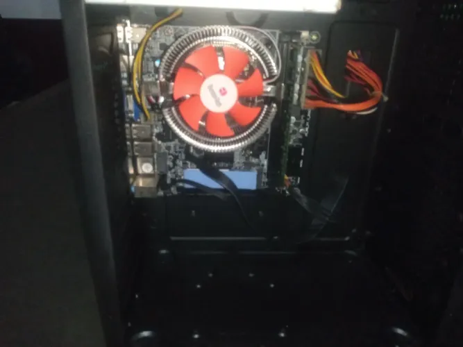 Pc home office gabinete hayom