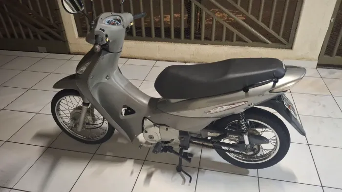 Biz 125 ES