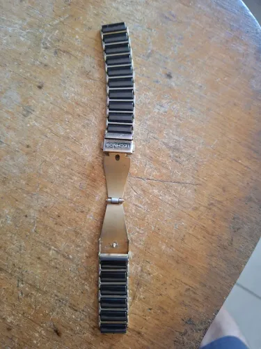 Pulseira do Relógio Technos em aço inox e cerâmica usada.