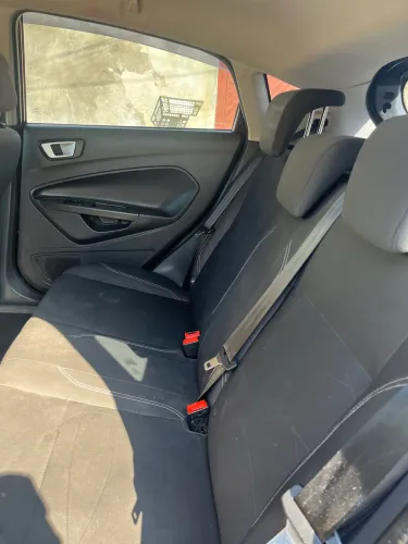 Ford Fiesta SEL 1.6 16V Flex Aut. 5P 2017