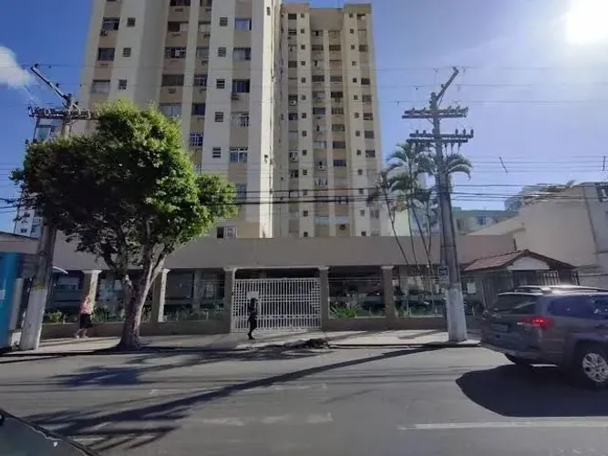Apto Av. Pelinca, 2Q - Melhor área de Campos!