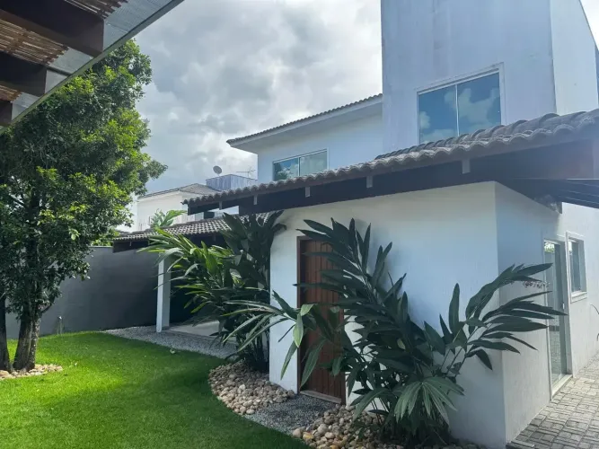 DUPLEX EM CONDOMÍNIO EM PORTO SEGURO/BA.