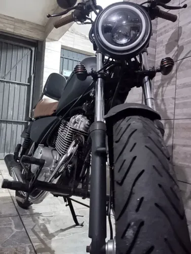 Intruder 125