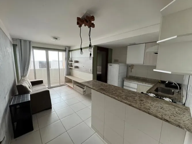 Imóvel para aluguel e venda possui 36 metros quadrados com 1 quarto em Intermares - Cabede