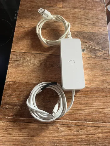 Forte Mini Mac original Apple bivolt 18,5V 6Amp