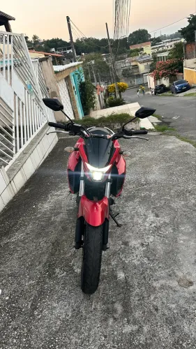 Vendo FZ25 ano 2023 linda!!!