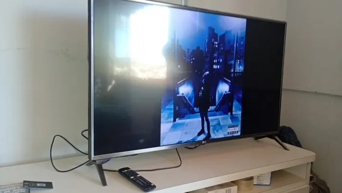 tv lg 4k 43 novo com controle