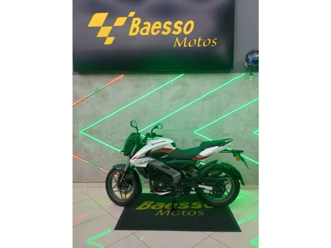 Bajaj Bajaj dominar 200 2026