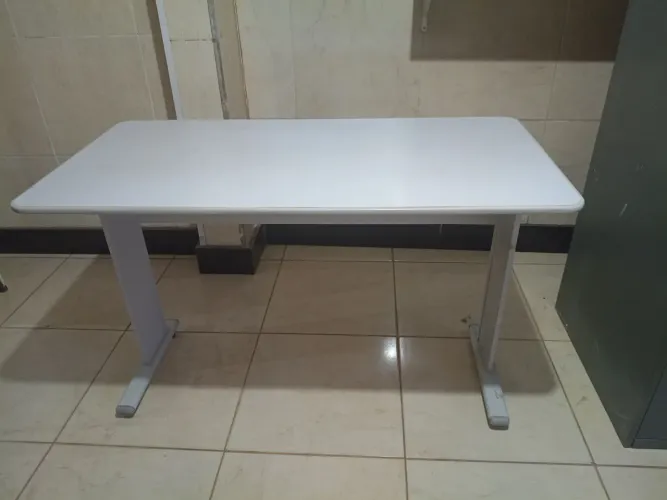 Mesa de escritório TOP