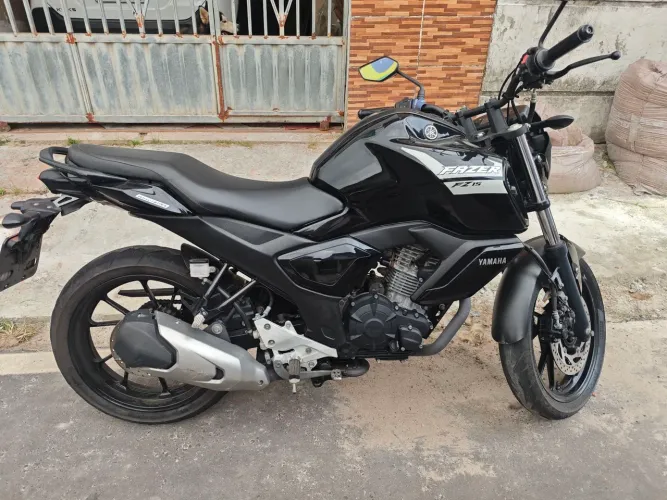 VENDO FZ15 23/24 16MIL KM