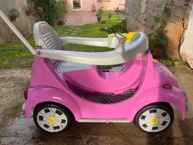Carrinho de passeio fusca Calesita