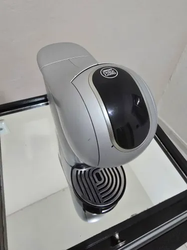 Cafeteira Arno Dolce Gusto Genius S touch