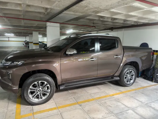 Mitsubishi L200 Triton Sport HPE-S 2.4 CD Dies. AUT 2022